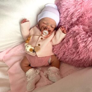 Silicone baby doll Zoey with realistic newborn features, soft touch skin, and lifelike baby girl expression.